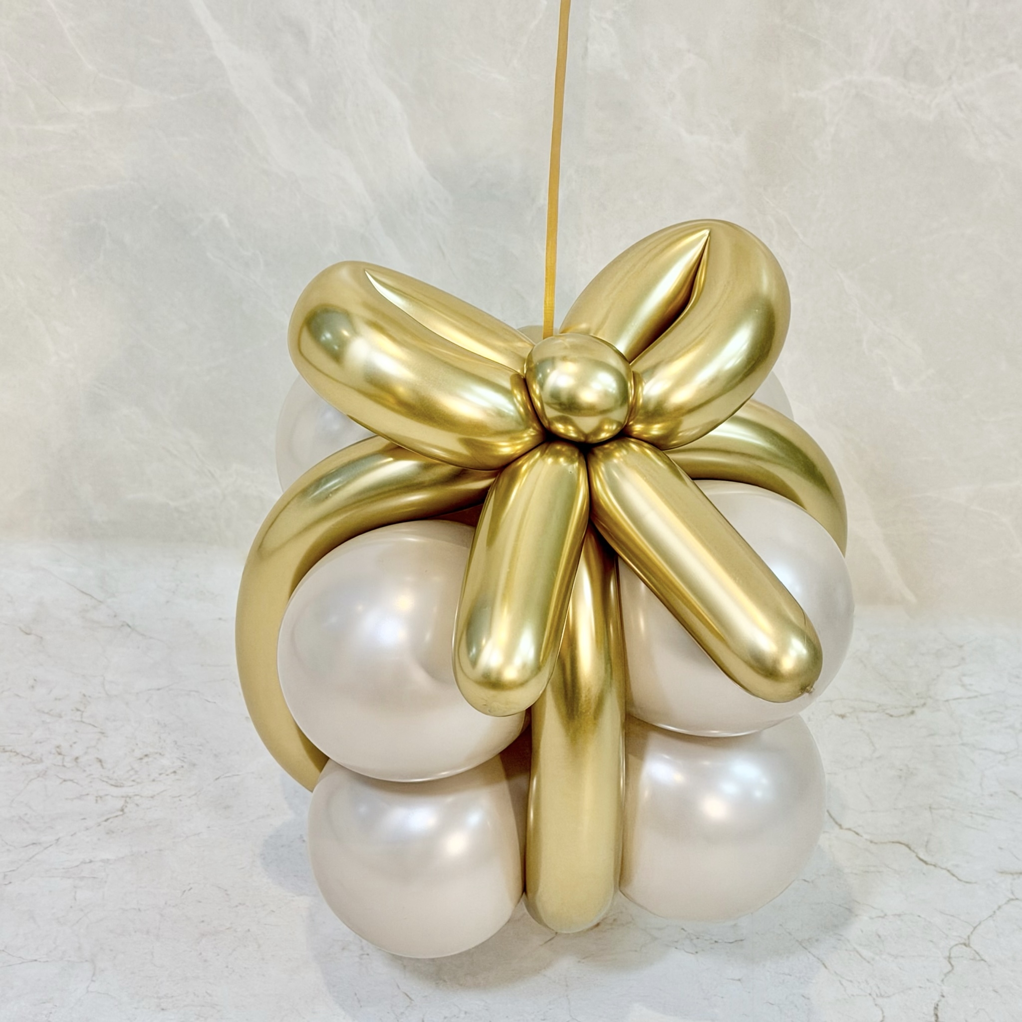 Santa's Starry Gift Balloon[5]